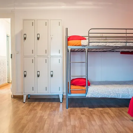 World Hostal